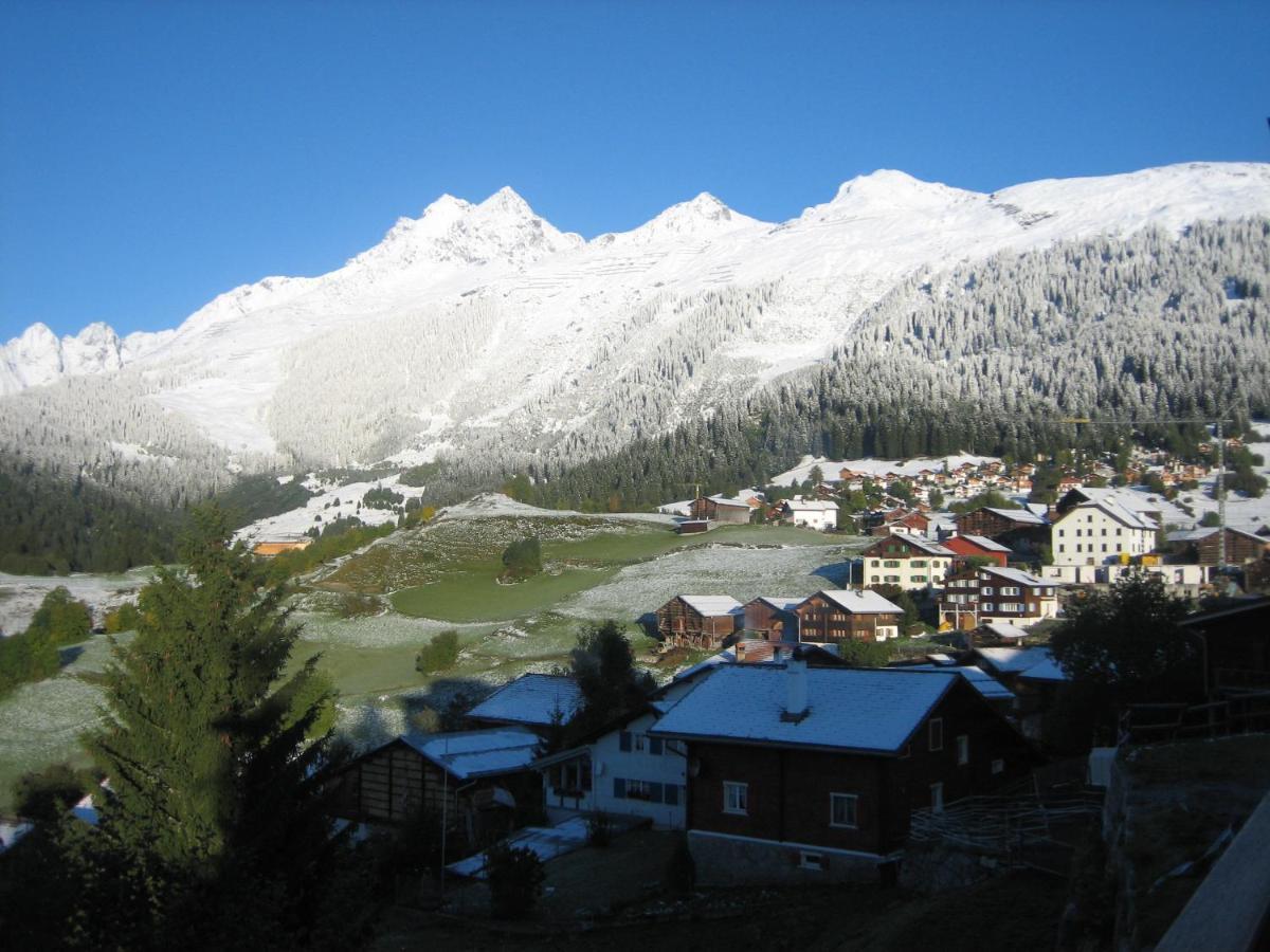 HOTEL KISTENPASS BREIL BRIGELS SWITZERLAND SEASON